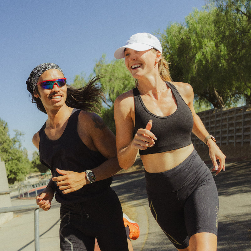 2XU Gorra Run Broche White