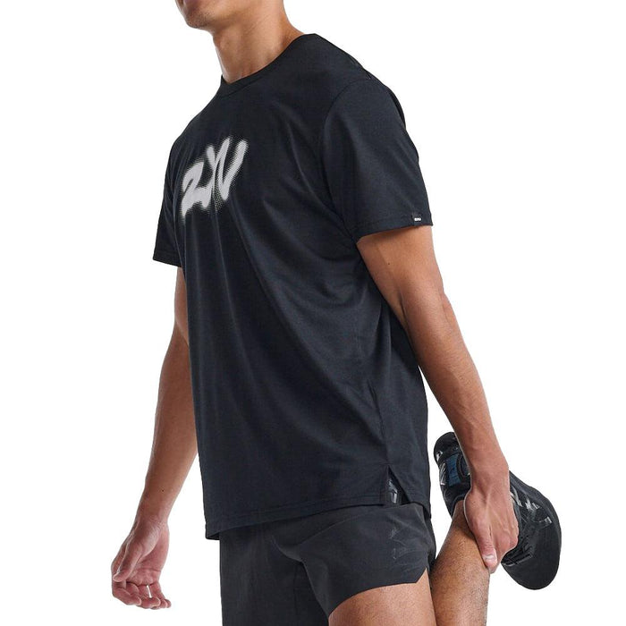 2XU Camiseta Contender Hombre Negro