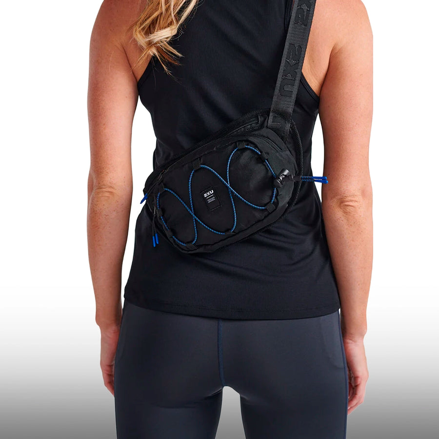 2XU Canguro Cross Body Black Surf
