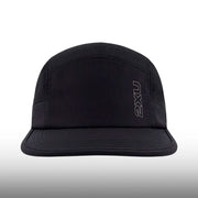 Gorra técnica 2XU Light Speed reflectiva para correr en asfalto o montaña