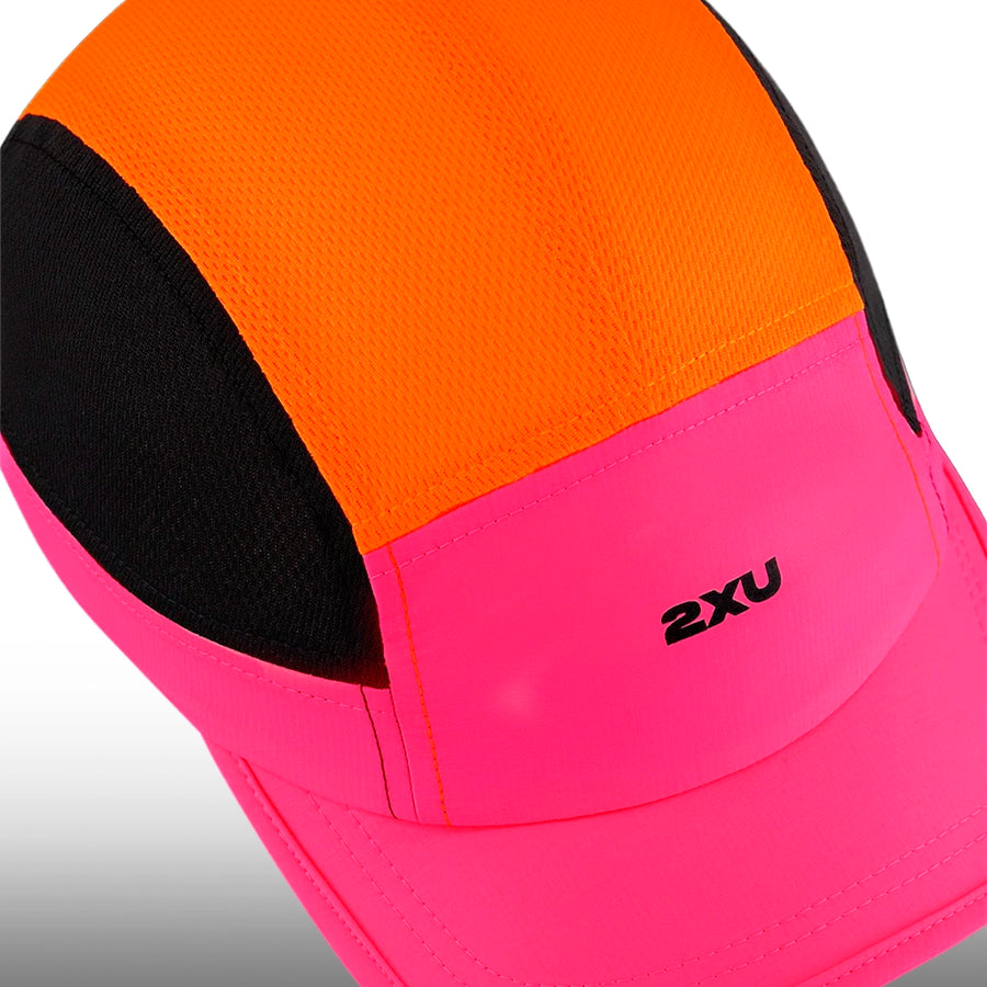 2XU Gorra Light Speed Small Fuchsia Black