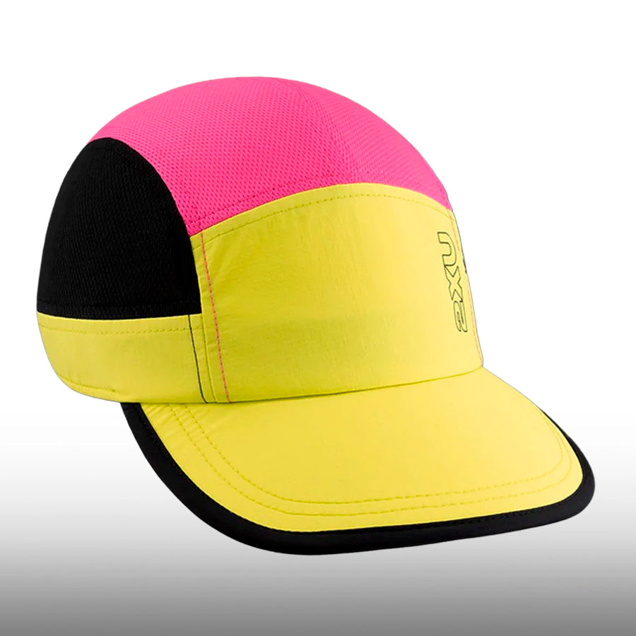 Gorra running mujer 2XU Light Speed Volt Fuchsia