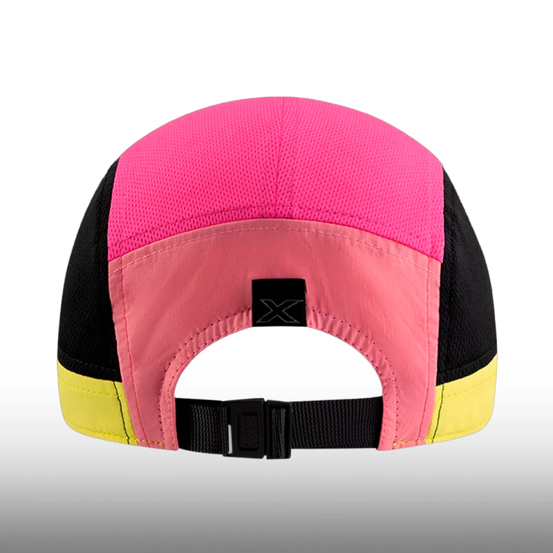 2XU gorra running ajustable cierre hebilla técnica