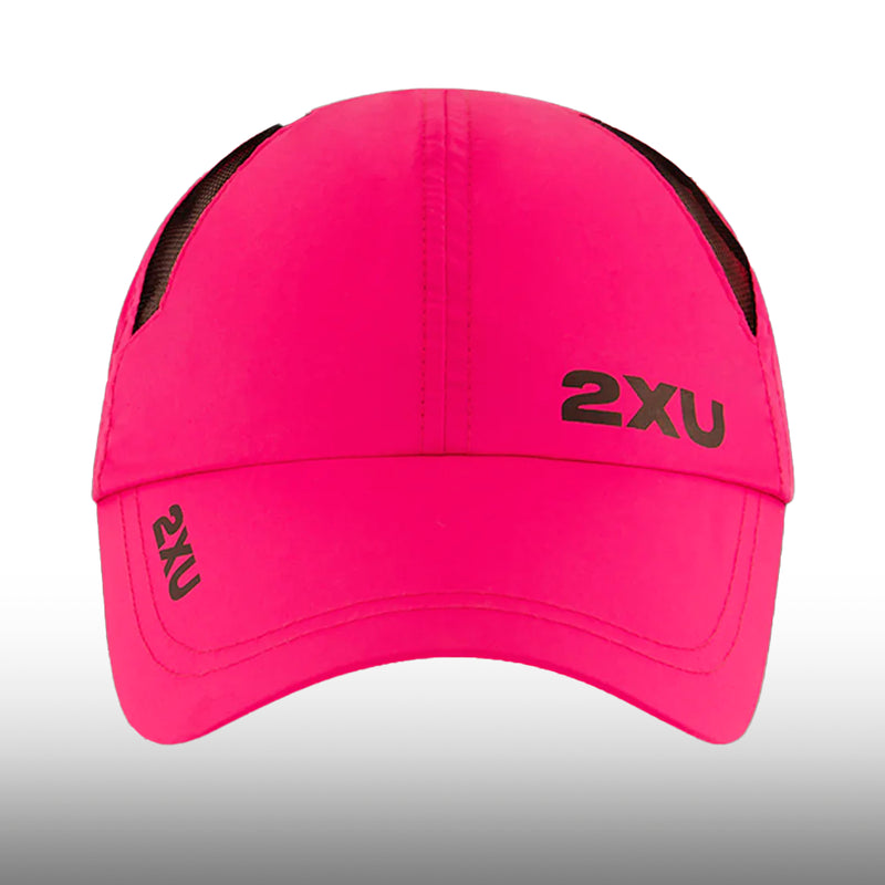 2XU Gorra Run Fuchsia Black