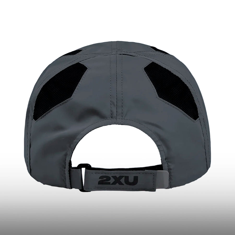 2XU Gorra Run Jupiter Black