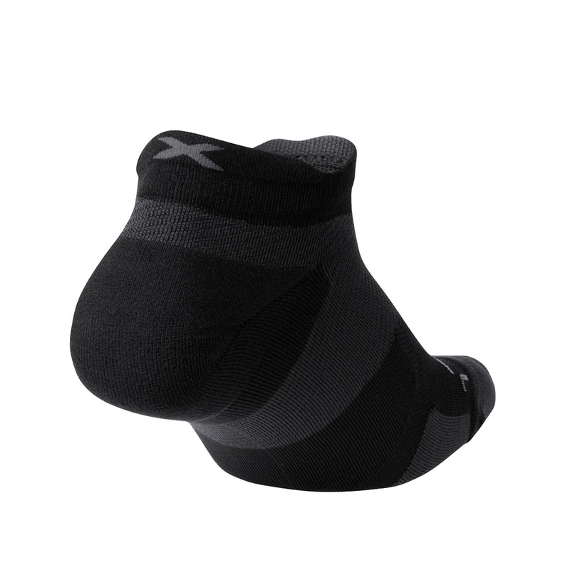2XU Media Vectr Light Cushion No Show Negro
