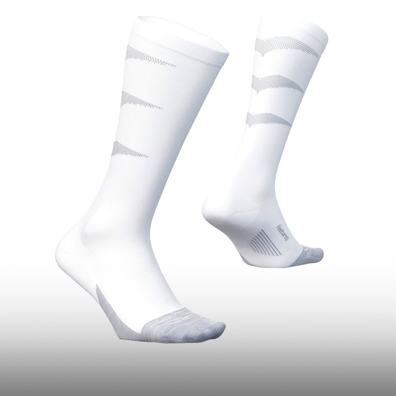 Feetures Graduated Compression Light Cushion Knee High