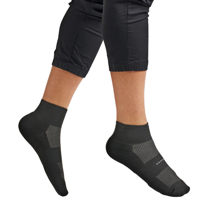 Feetures High Performance Ultra Light Quarter Black