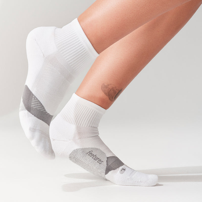 Feetures Elite Light Cushion Quarter White