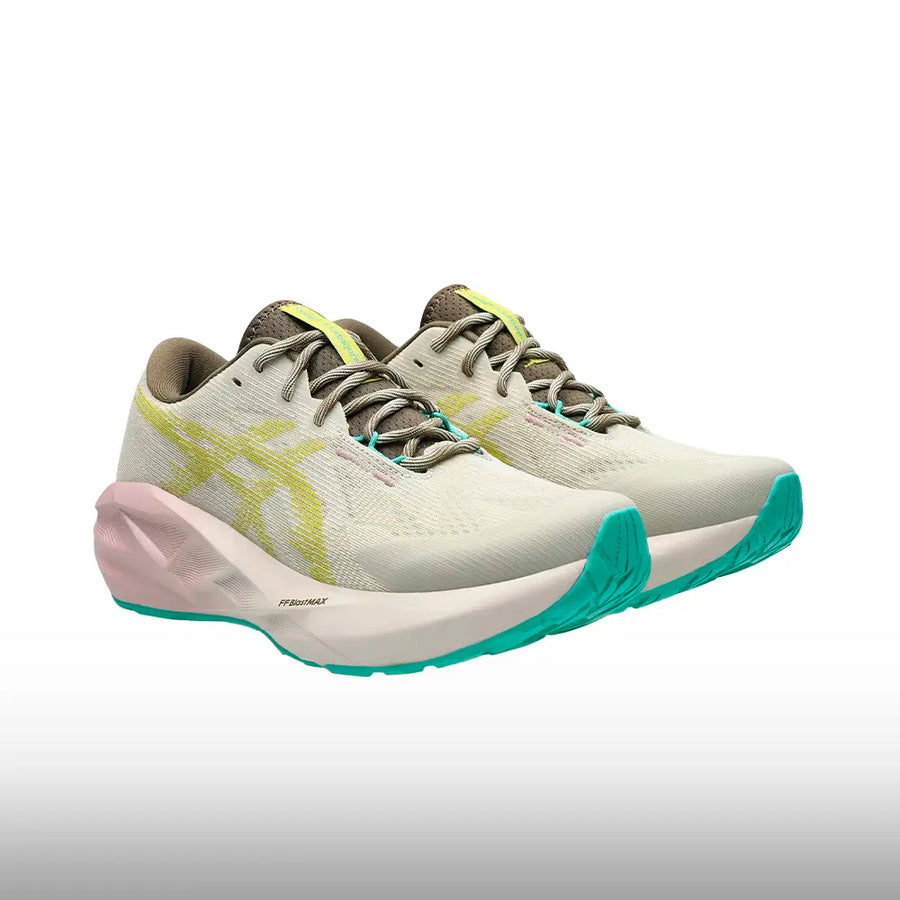 Asics Novablast 5 TR Mujer Light Dust Cacti