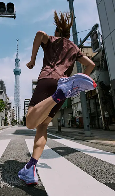 Banner web mobile Nacion Runner Asics Novablast 5