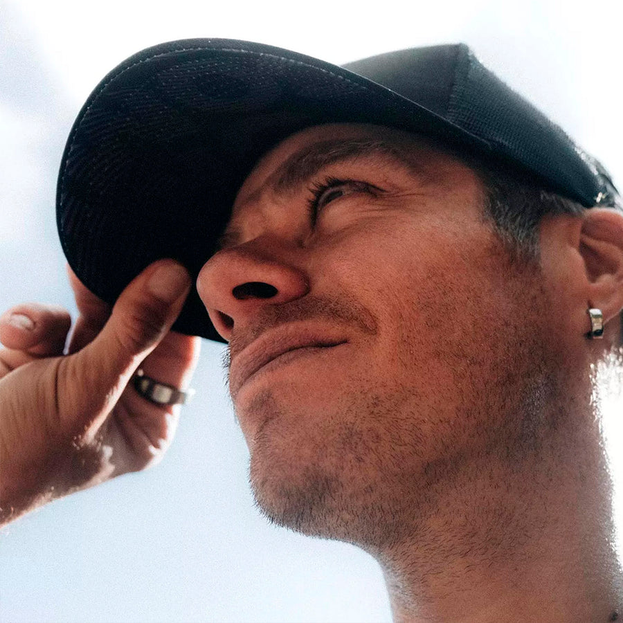 Compressport Gorra Trucker Cap Black Black Reflective