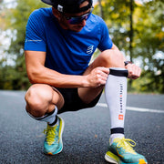 Compressport Pantorrilleras R2 3.0 White Black