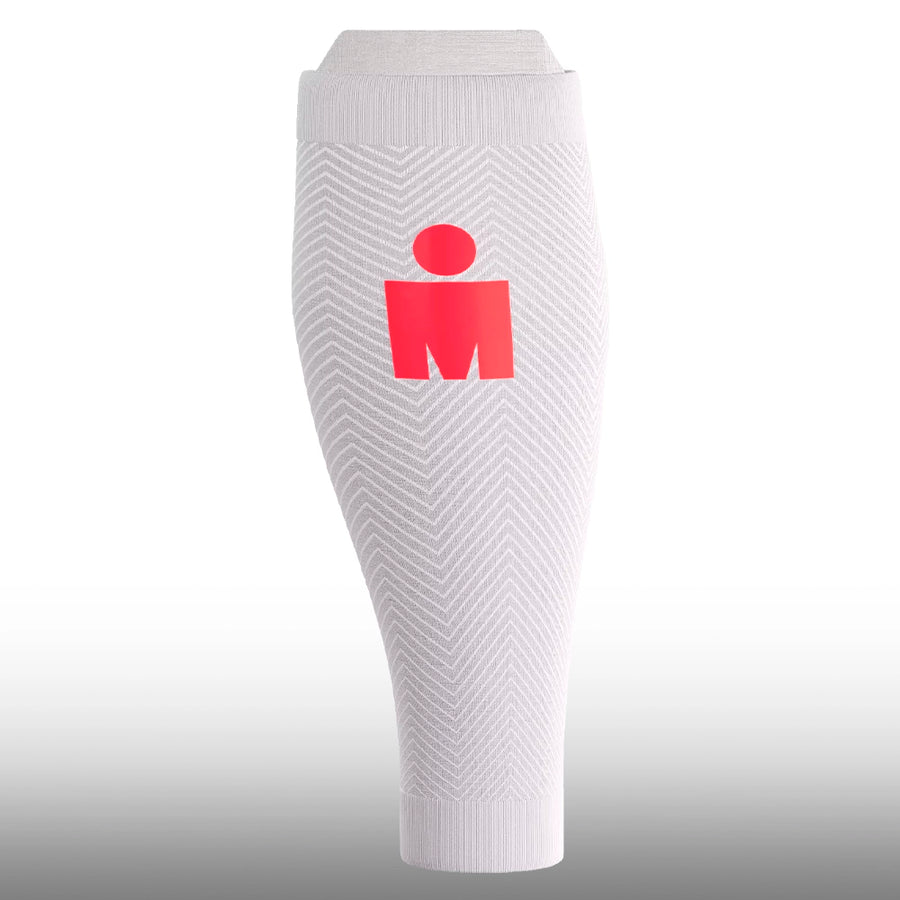 Compressport Pantorrilleras R2 Oxygen IRONMAN 2026 White Neon Red