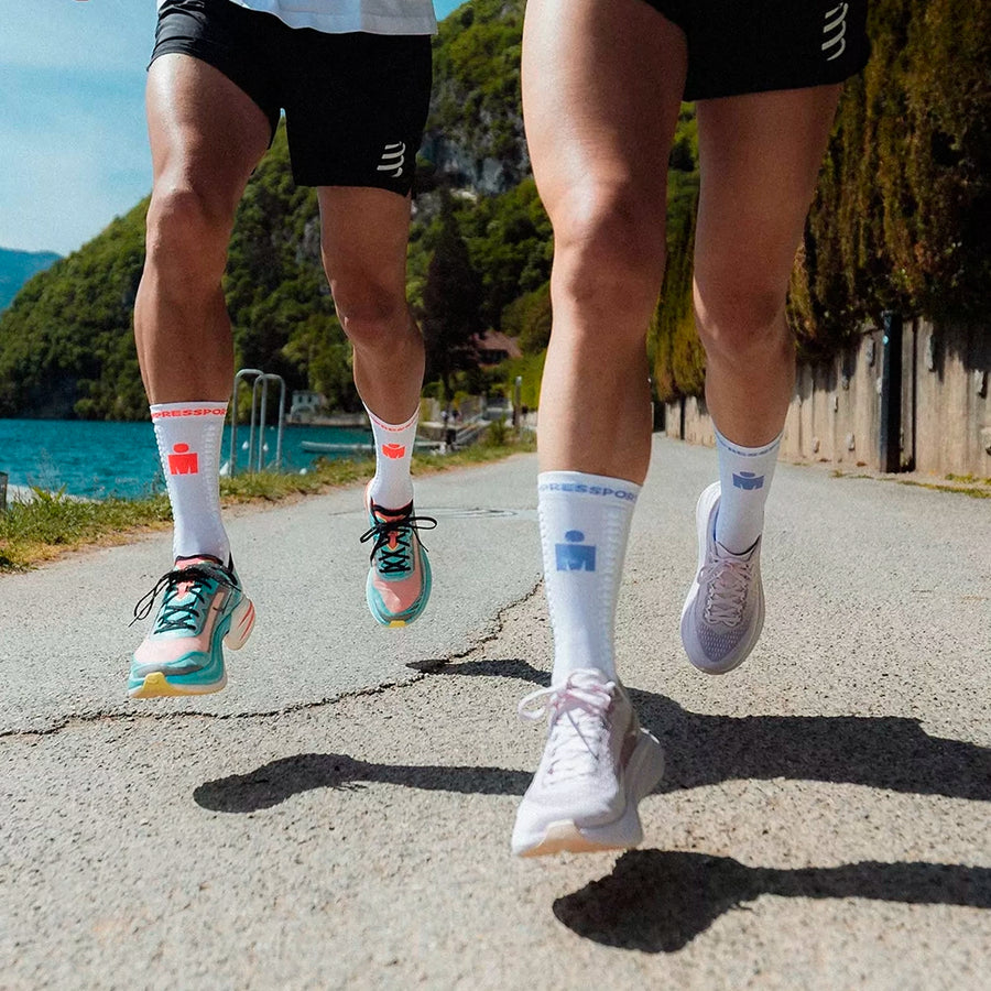 Compressport Pro Racing Socks V4.0 Run High Ironman 2026 Jacaranda White
