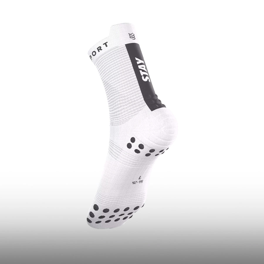 Compressport Pro Racing Socks V4.0 Run High Stay Behind Black