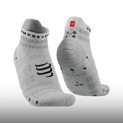 Compressport Pro Racing Socks V4.0 Ultralight Run Low White Alloy