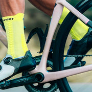 Compressport Pro Racing Socks v4.0 Bike White Safe Yellow