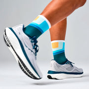 Feetures Elite Light Cushion Mini Crew Breezy Court
