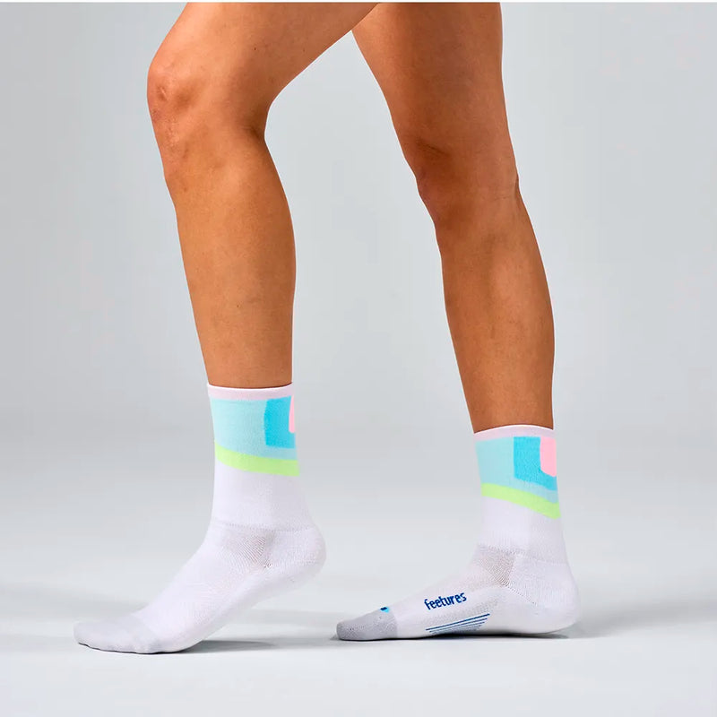 Feetures Elite Light Cushion Mini Crew Candy Court