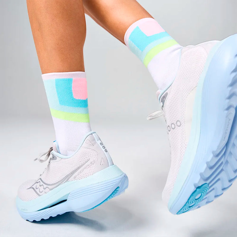 Feetures Elite Light Cushion Mini Crew Candy Court