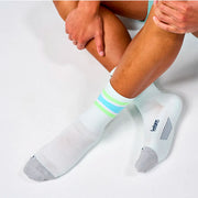 Feetures Elite Light Cushion Mini Crew Mint Bounce