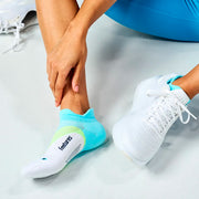 Feetures Elite Light Cushion No Show Tab Cool Plunge