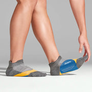 Feetures Elite Light Cushion Tab Iron Seal