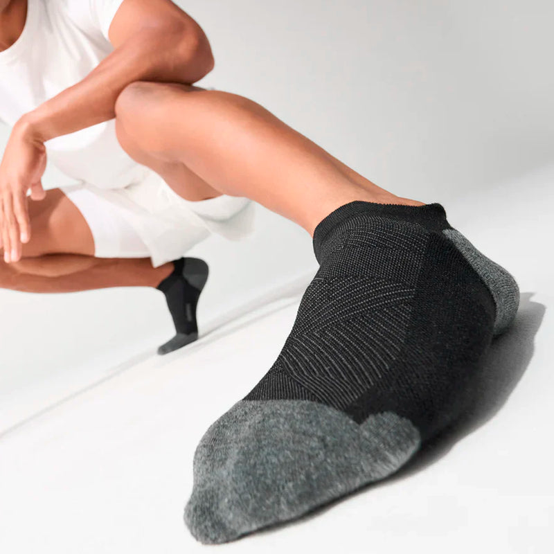 Feetures Elite Max Cushion No Show Tab Black