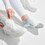 Feetures Elite Ultra Light No Show Tab Gray Sky