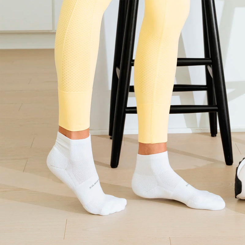 Feetures High Performance Ultra Light Quarter White