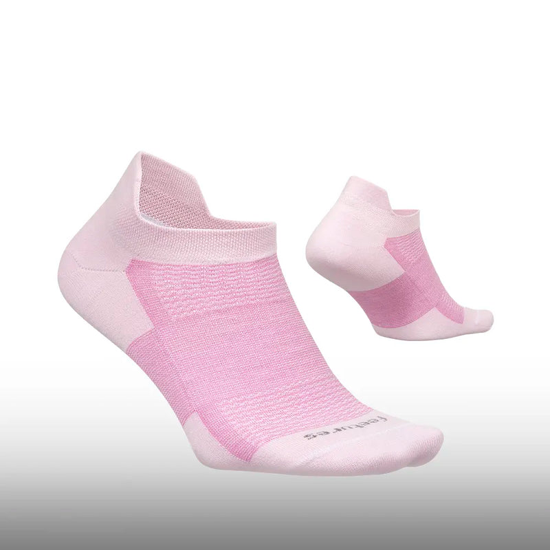 Feetures High Performance Ultra Light Tab Strawberry Milk