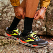 Feetures Merino 10 Max Cushion Mini Crew Charcoal