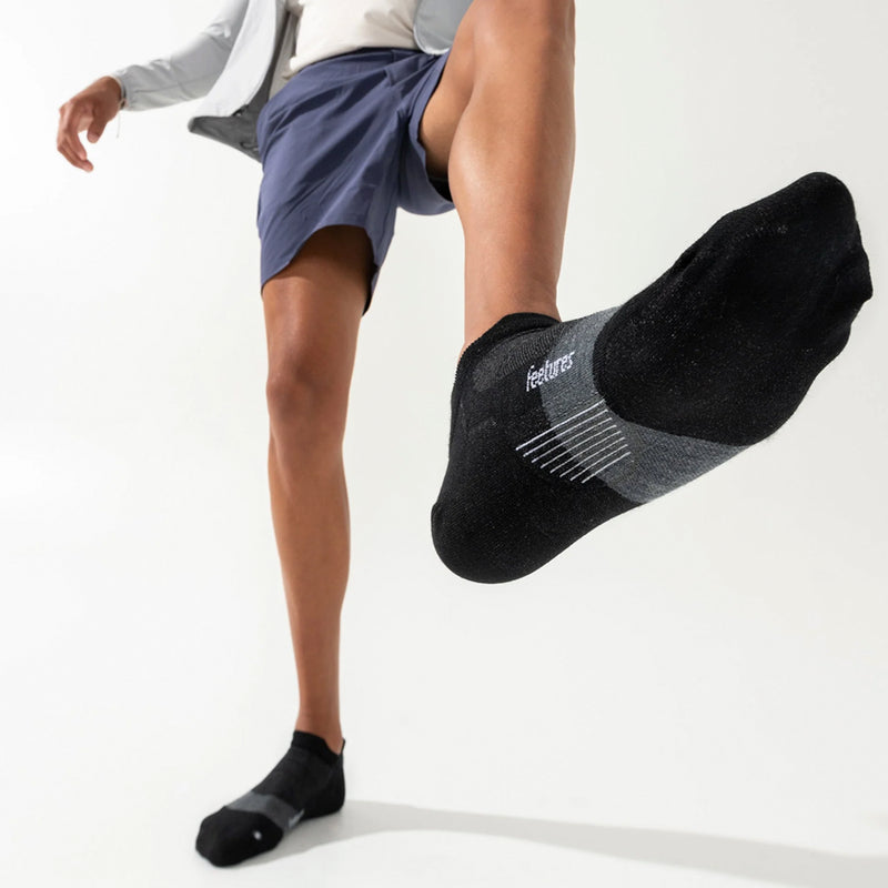 Feetures Merino 10 Ultra Light No Show Tab Charcoal