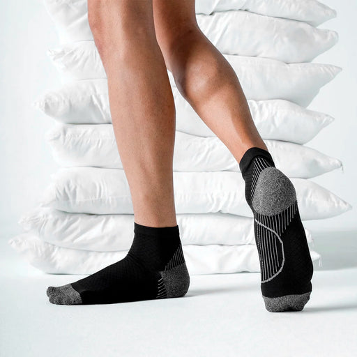 Feetures Plantar Fasciitis Relief Ultra Light Quarter Black