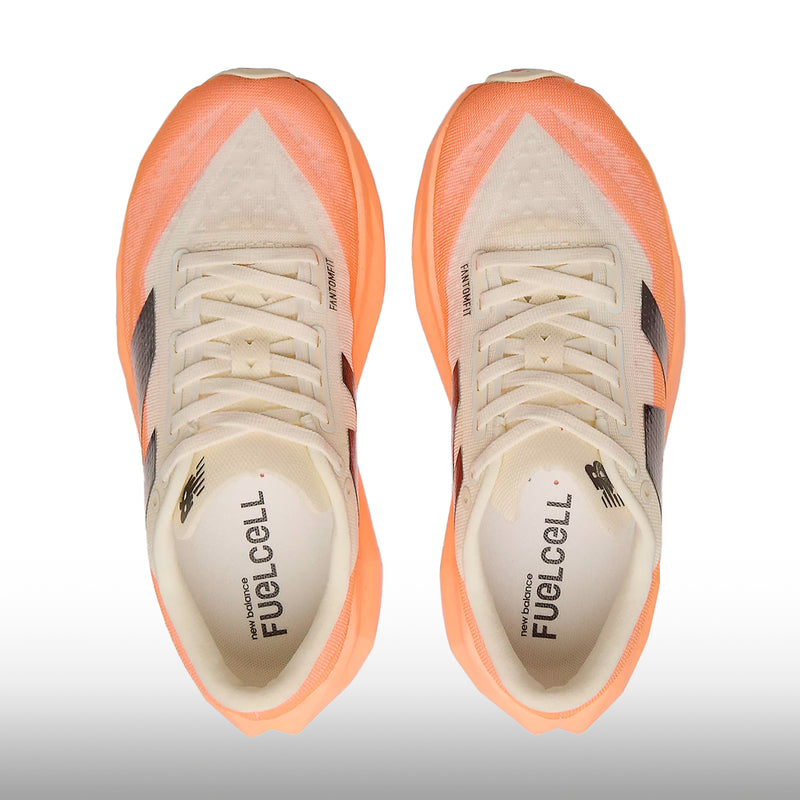 New Balance FuelCell Rebel V4 Mujer Black Hot Pink