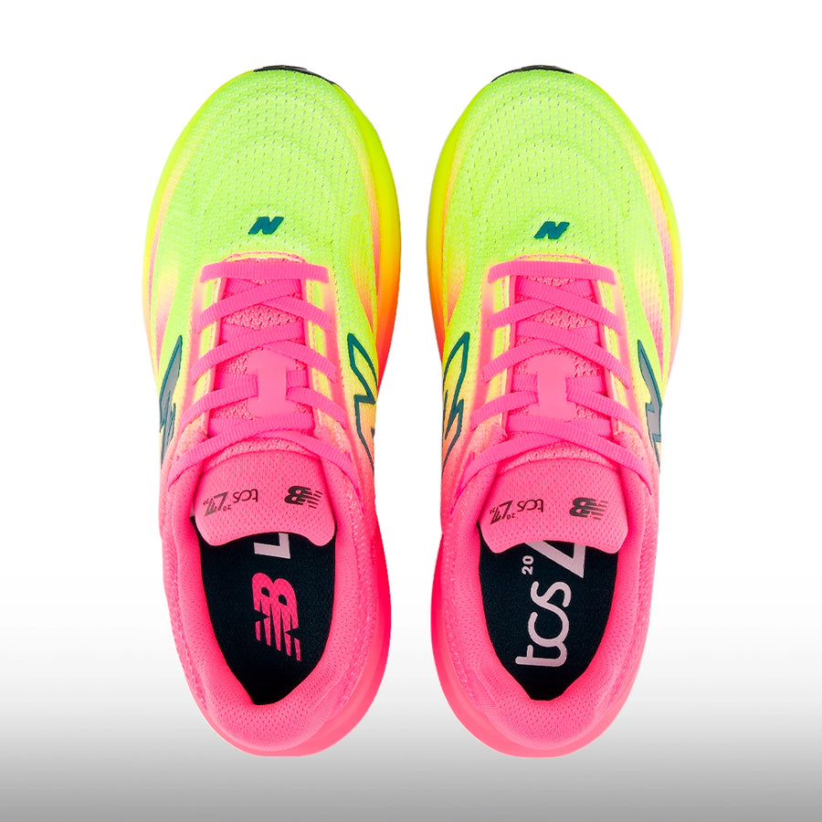 New Balance 1080 v15 TCS London Mujer Alkaline Green Pink Heat