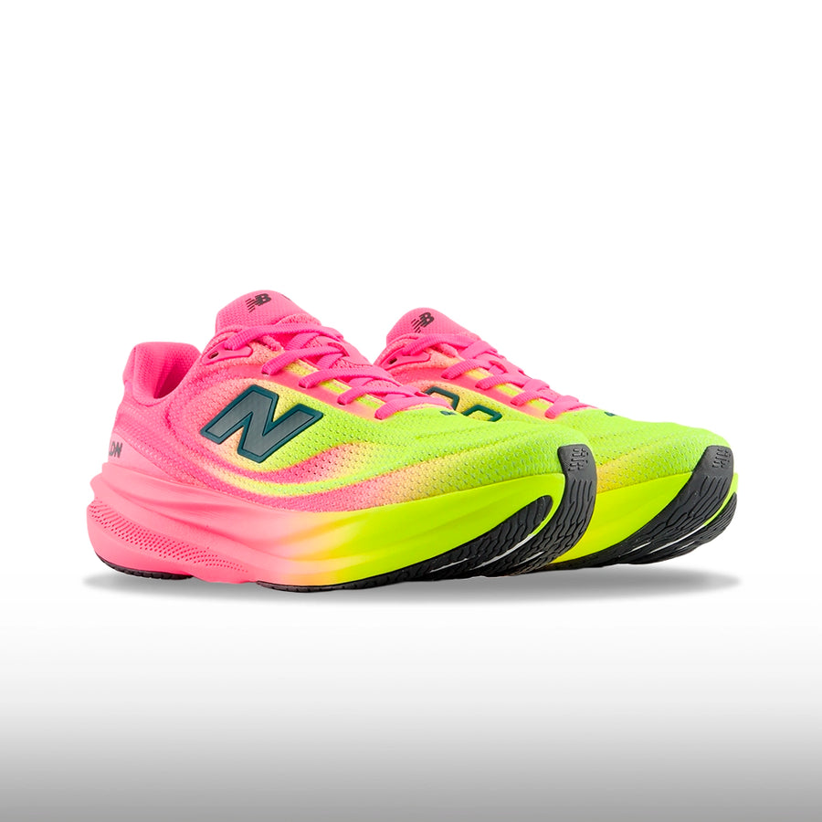 New Balance 1080 v15 TCS London Mujer Alkaline Green Pink Heat
