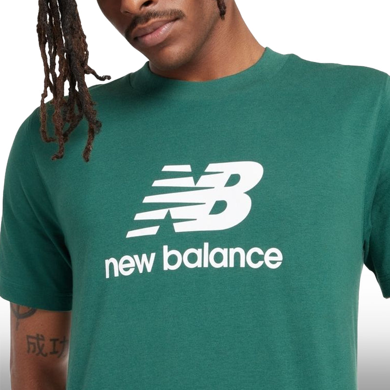 New Balance Camiseta Sport Essentials Hombre Nightwatch Green