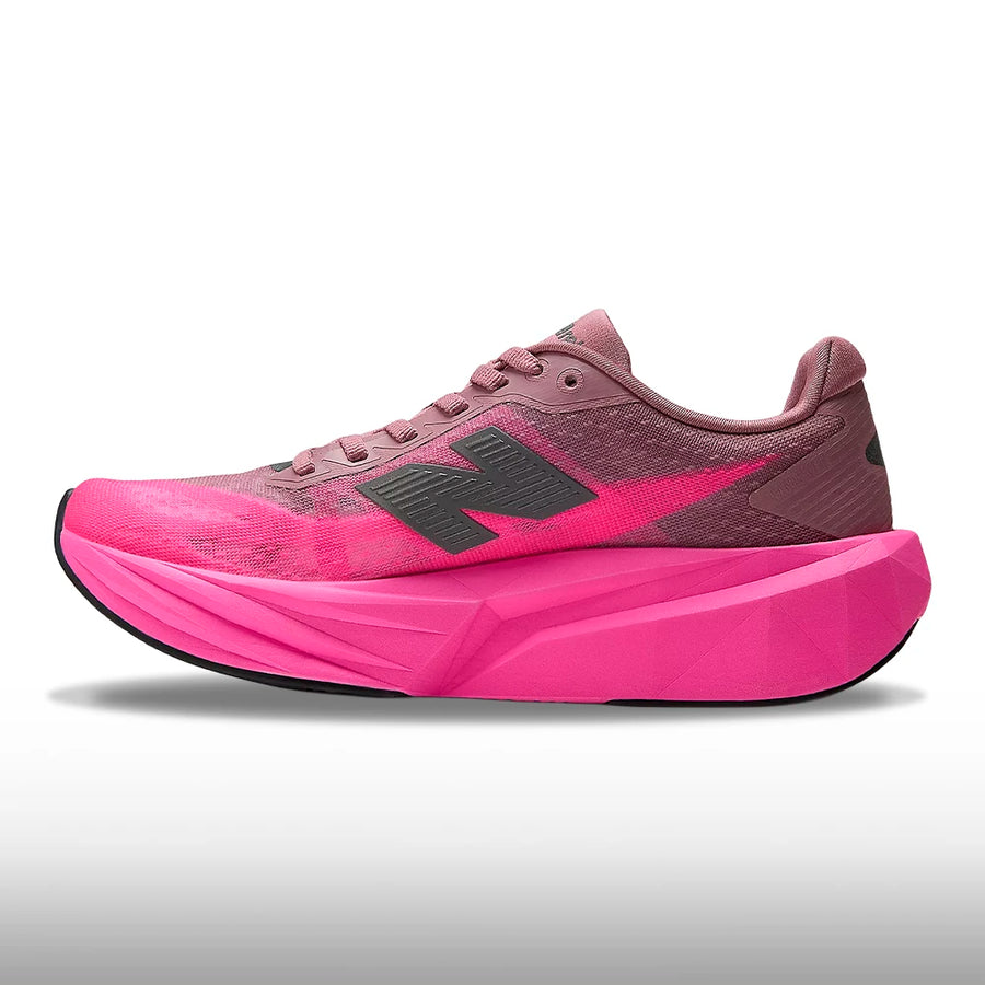 New Balance FuelCell Rebel v5 Hombre Pink Heat Rosewood