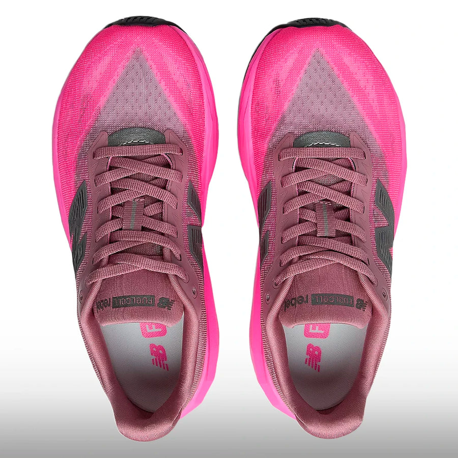 New Balance FuelCell Rebel v5 Hombre Pink Heat Rosewood