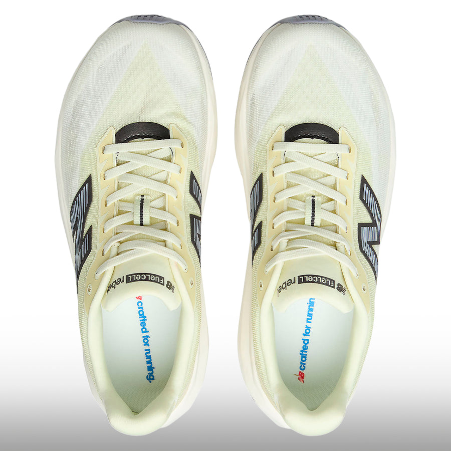 New Balance FuelCell Rebel v5 Hombre Pistachio Butter Digital Mist