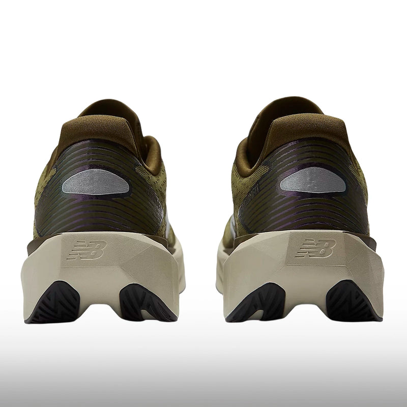 New Balance FuelCell Rebel v5 Hombre Woodland Shipyard