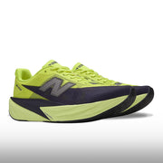 New Balance FuelCell Rebel v5 Hombre Yellow Alkaline Green