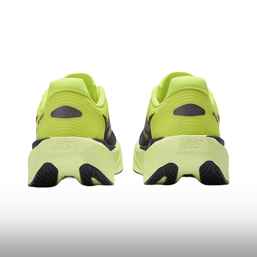 New Balance FuelCell Rebel v5 Mujer Alkaline Green Boysenberry
