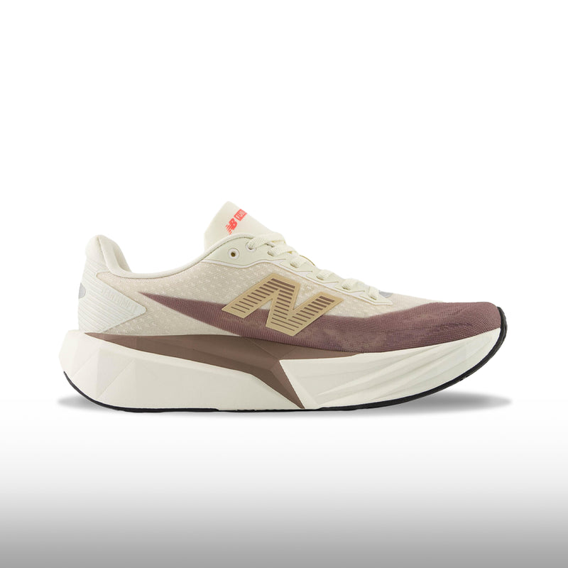 New Balance FuelCell Rebel v5 Mujer Angora Earth Shadow