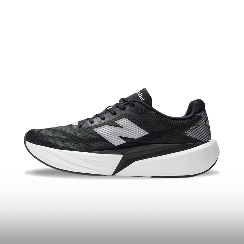 New Balance FuelCell Rebel v5 Mujer Black White Silver Metallic