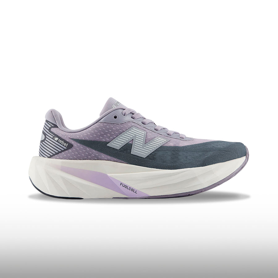 New Balance FuelCell Rebel v5 Mujer Digital Mist Magnet