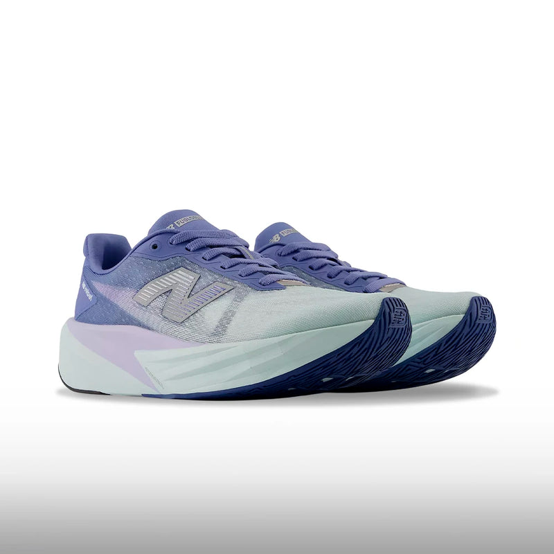 New Balance FuelCell Rebel v5 Mujer Fairweather Blue Glint Blue
