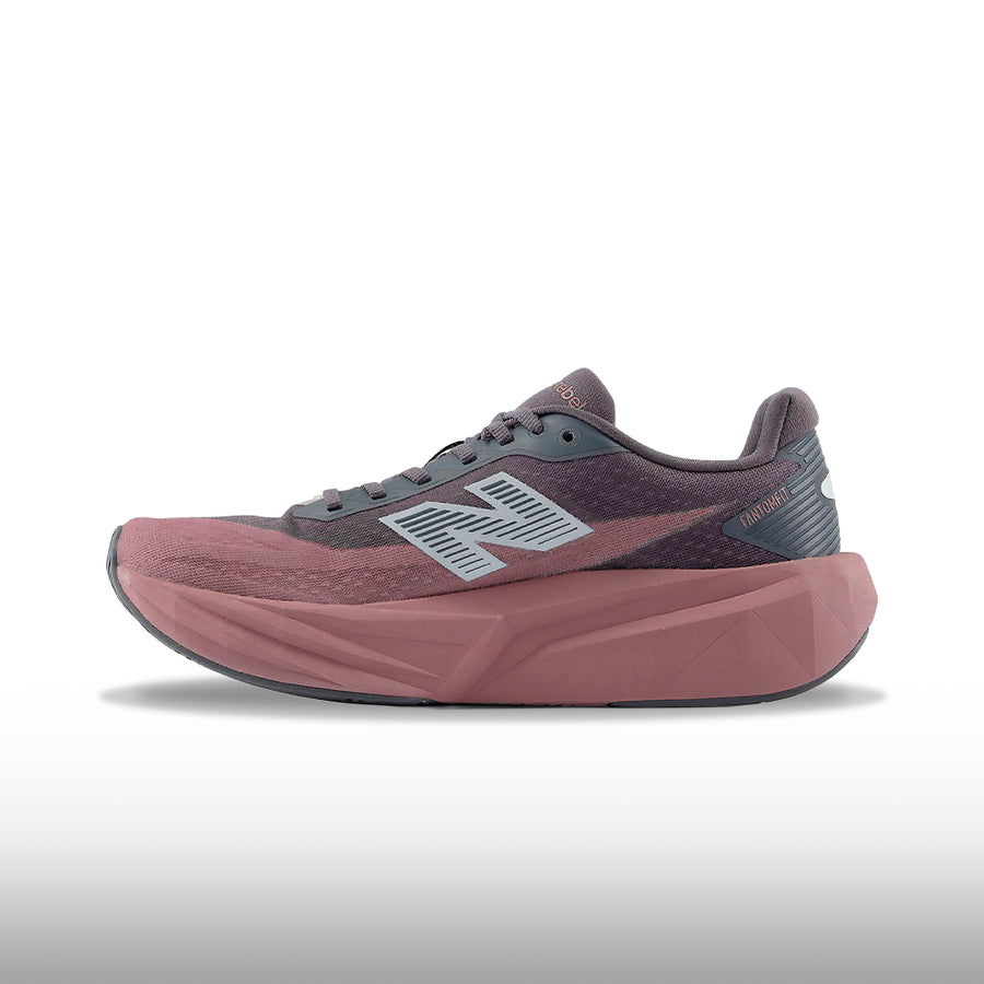 New Balance FuelCell Rebel v5 Mujer Magnet Pebble